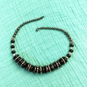 Black chunky necklace
